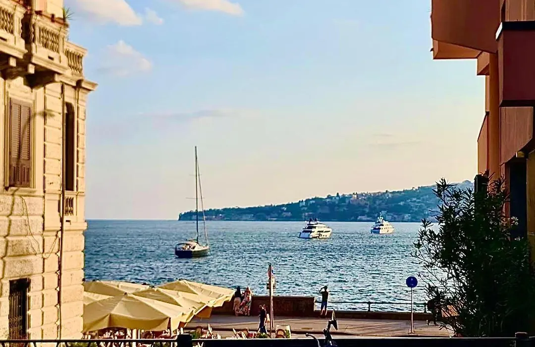 Napoli Storia e Mare-1